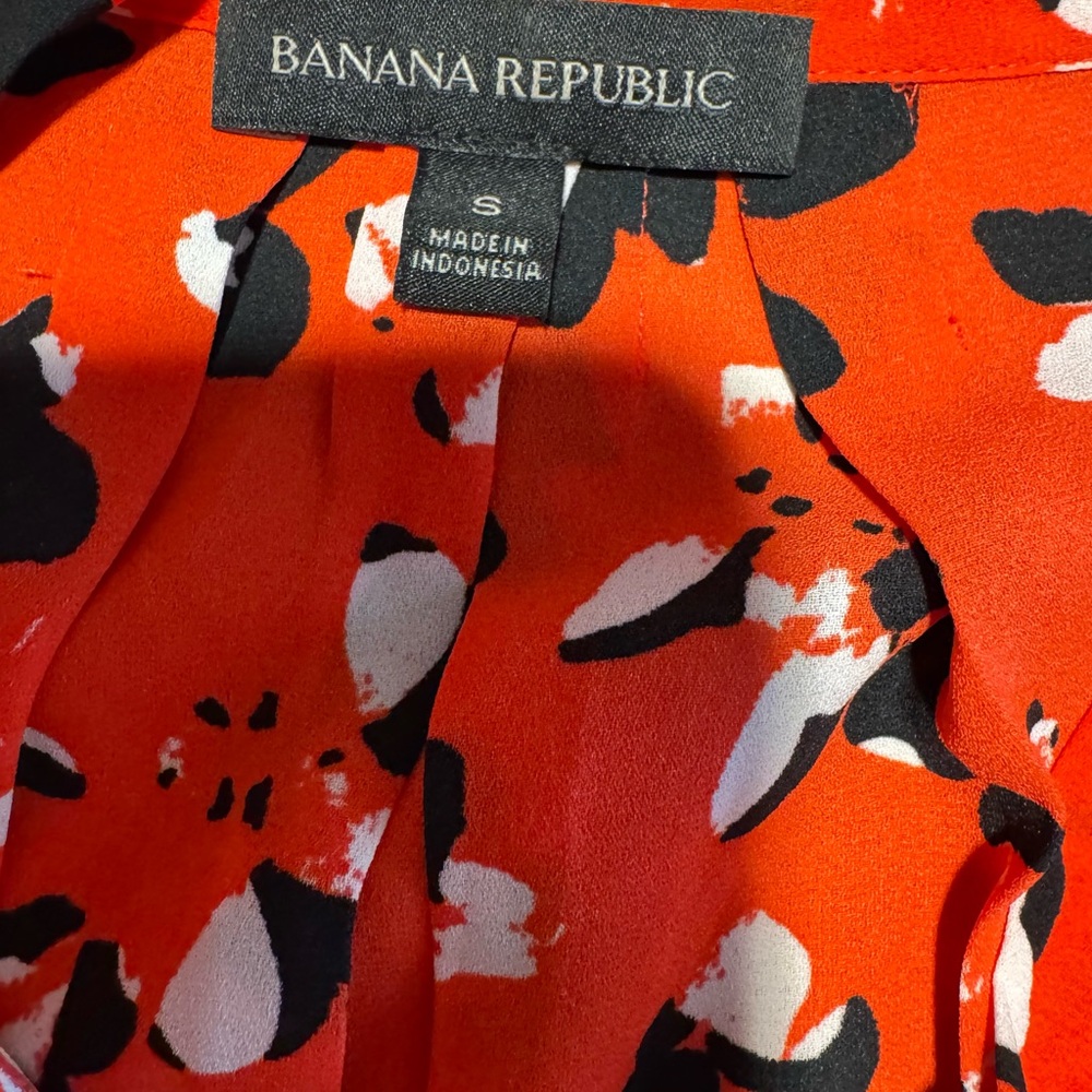 Banana Republic Red Floral Sleeveless Dress Size Small Lined Elastic Waist Midi - Picture 3 of 4